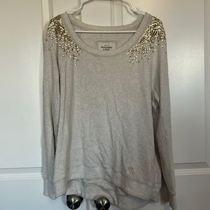 Abercrombie & Fitch sweater